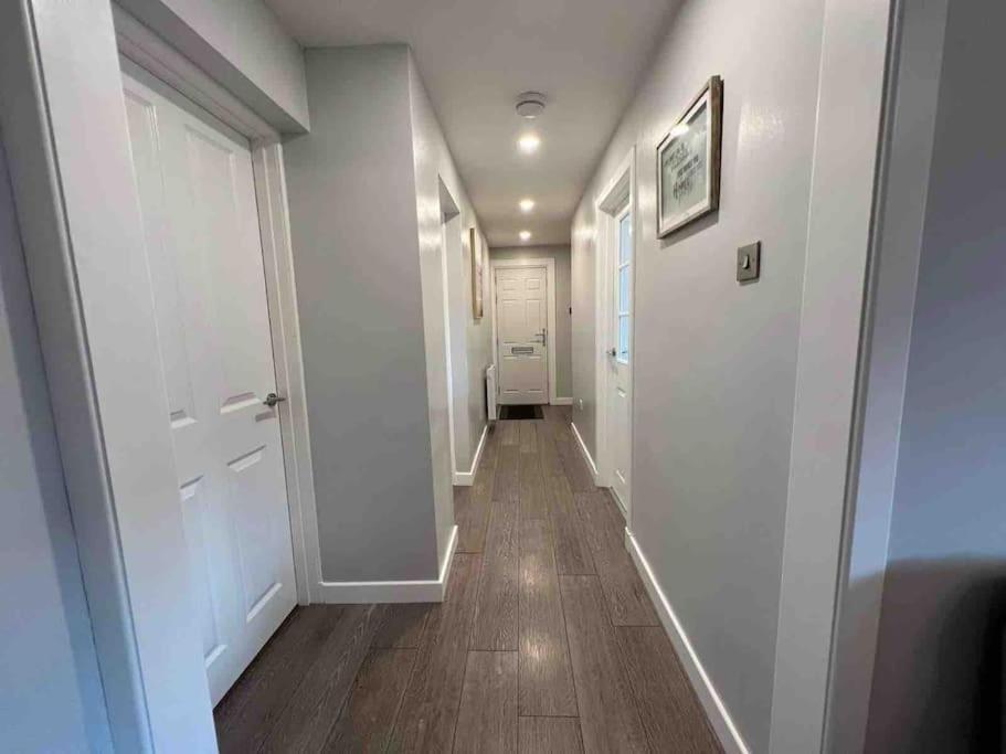 Modern 2 Bed Apartment 오반 외부 사진